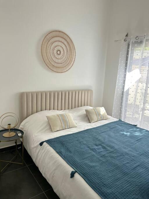 Appartement A 2 Pas De La Plage De Terre Sainte Exterior photo